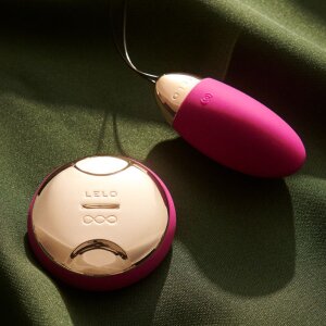 Trứng rung Lelo LYLA™ 2 mạnh mẽ và tĩnh lặng khiêu khích cơ thể DV914